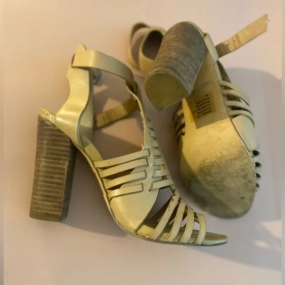 Steve Madden Boho Heels - Picture 2 of 4